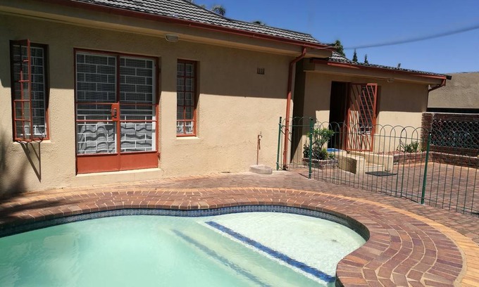 Primrose Resort | Private room ∙ 1 guest