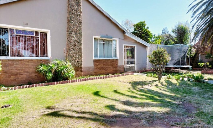 Greater Johannesburg Metropolitan Area Resort | Private room ∙ 1 guest