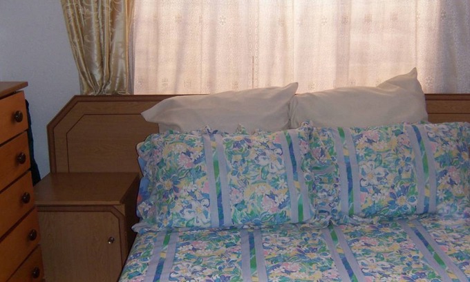 Kempton Park Resort | Private room ∙ 2 guests