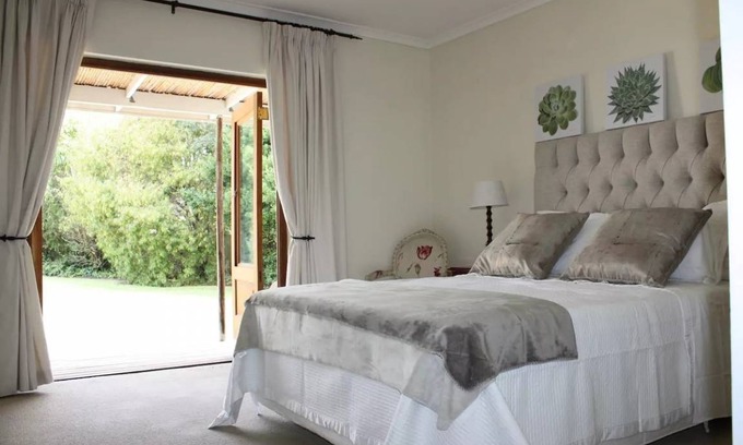 Constantia Resort | Private room ∙ 3 guests
