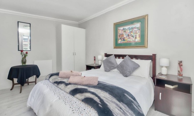 L'Agulhas Resort | Private room ∙ 5 guests