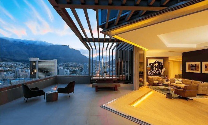 Cape Town City Centre Hotel | Radisson Blu Hotel & Residence, Cape Town