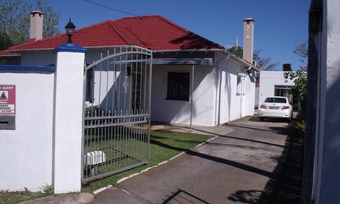 Southernwood Bed & Breakfast | Rainbow Guesthouse