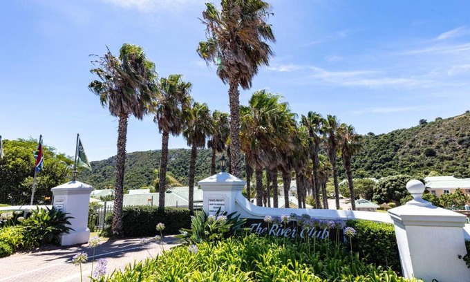 Plettenberg Bay Apartment | Riverclub Villas