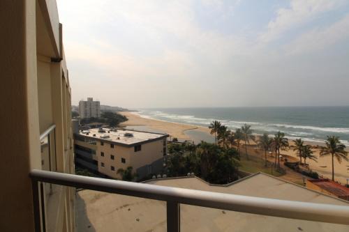 Margate Beach Apartment | Rondevoux 29