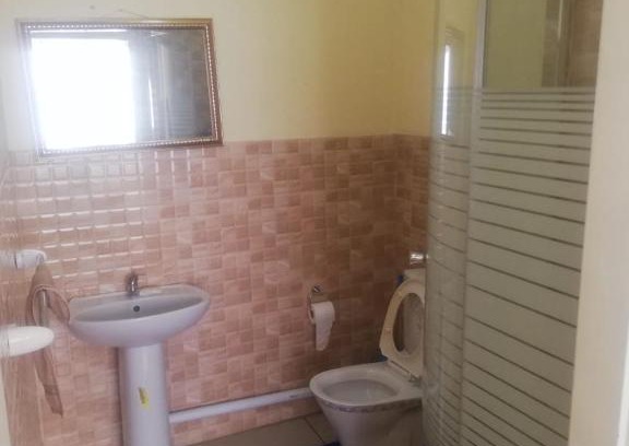 Olifantsfontein Bed & Breakfast | Royal Delight Guest House
