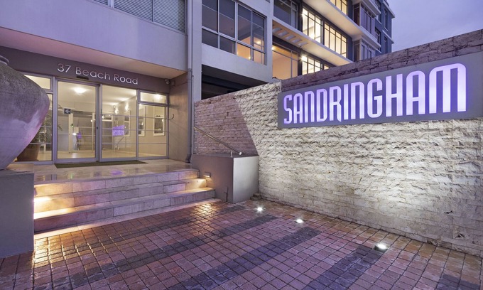 Mouille Point Apartment | Sandringham 55 - Studio Apartment, Sleeps 2