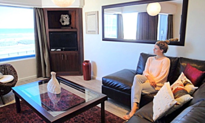 Bloubergstrand Apartment | Sea Facing One Bedroom Apartment