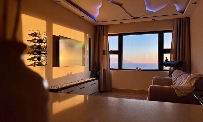 West Beach Apartment | Seacret Whale - Seaview - 1 Bedroom Apartment