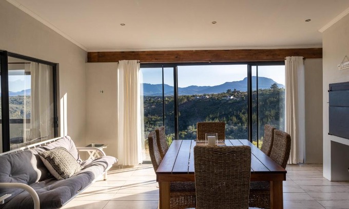 Great Brak River House | SERENE VIEW, simply beautiful accommodation
