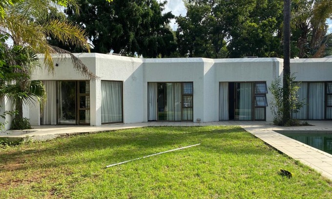 Greater Johannesburg Metropolitan Area Bed & Breakfast | Stallion BnB
