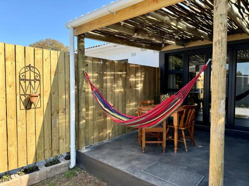Eikenbosch Apartment | Stones - Cape Town Self Catering