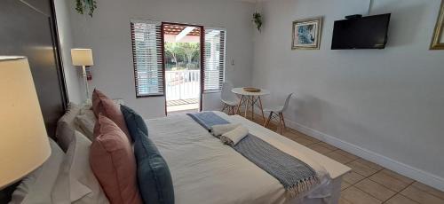 Plettenberg Bay Apartment | Studio 14 @ The Dunes