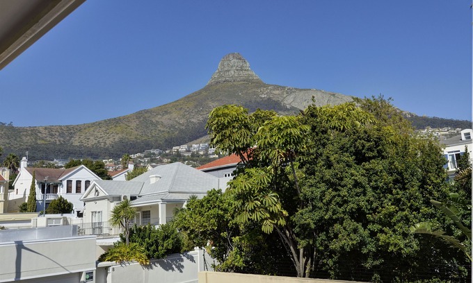 Fresnaye Hotel | Sundown Manor Guest House