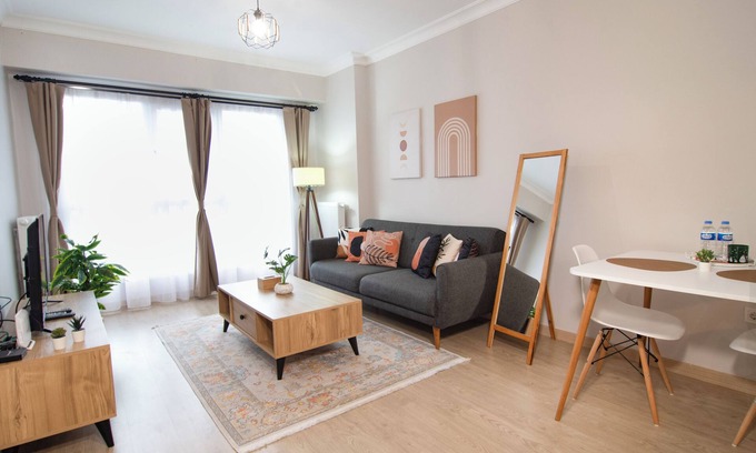 Uludag Apartment | Sunny 1Bdr Near EyupSultan
