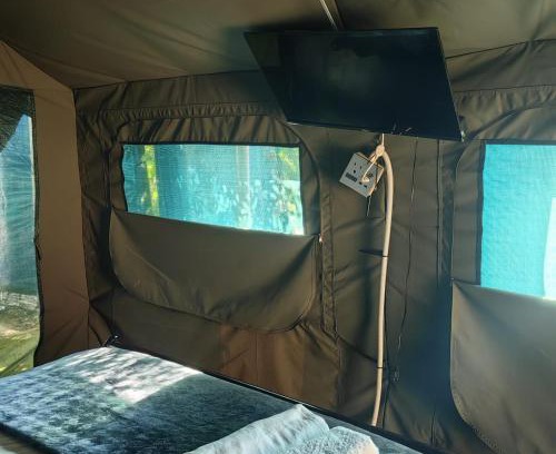 Berea Other | Tent On Manor