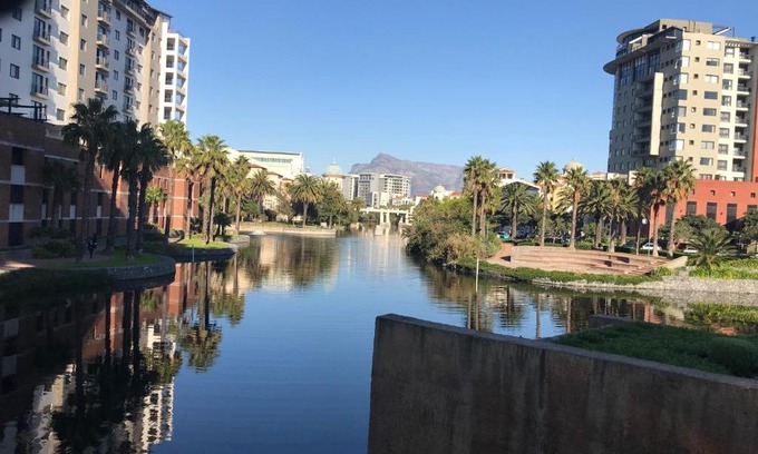 Century City Apartment | The Island Club Apartment