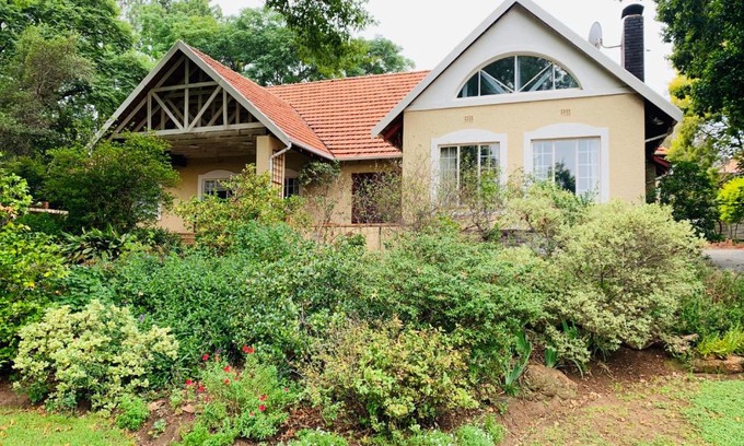 Greater Johannesburg Metropolitan Area Apartment | The Lancaster