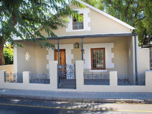 Montagu House | The Luxury Loft