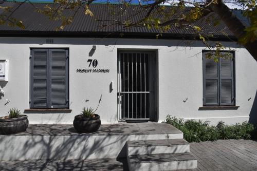 Claremont House | The Modest Mansion