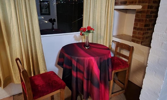 Linden Apartment | The Rose 47 4th Street Albertskroon