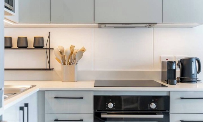 Wynberg Apartment | Urban Chic Living