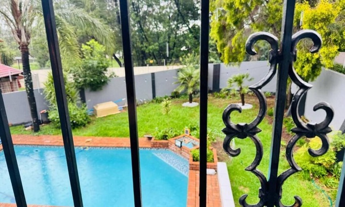 Woodmead House | Villa Picasso - 2 Bed Villa