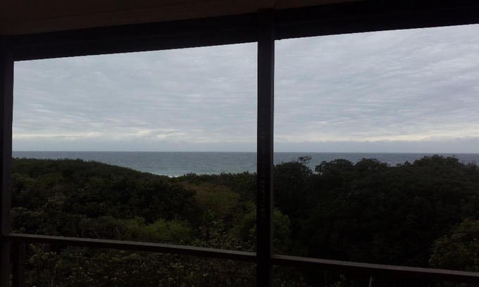 Blythedale House | Villa with a view - 36 Sovereign Sands