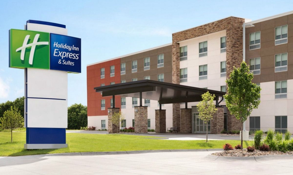 North San Jose Hotel | Holiday Inn Express and Suites San Jose Airport, an Ihg Hotel