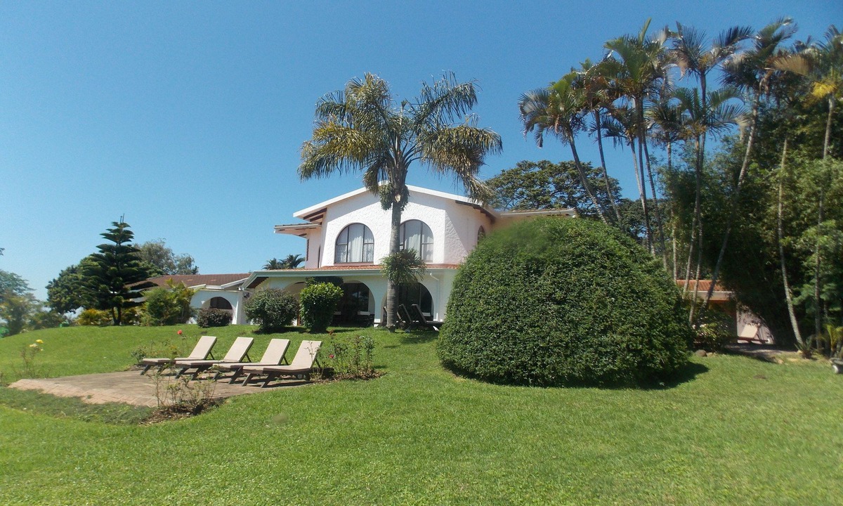 Kloof Hotel | Bizafrika Guest Lodge & Conference Center