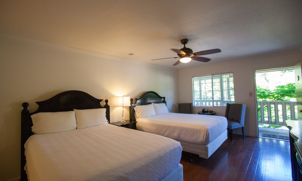 Glen Ellen Hotel | The Jack London Lodge