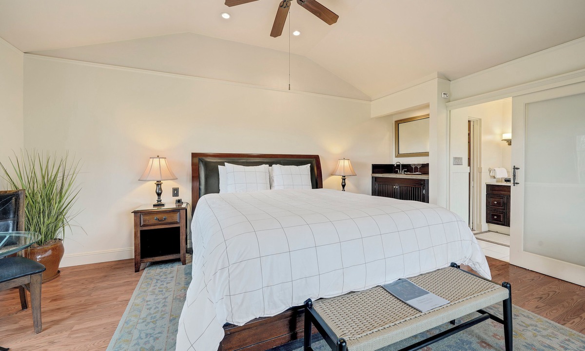 Calistoga Bed & Breakfast | Chateau De Vie