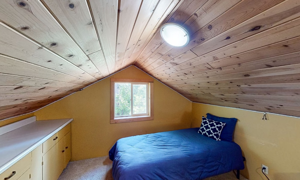 Forest Meadows House | Dog-friendly woodland cabin with fireplace, 2 decks & great location