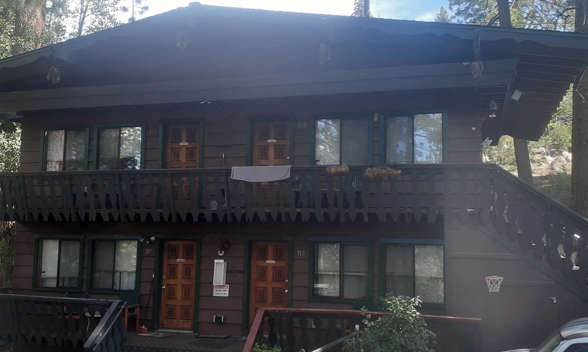 Elk Point Ski Chalet | Cozy 1-Bedroom Chalet with Fireplace & Kitchenette. Great South Lake Location