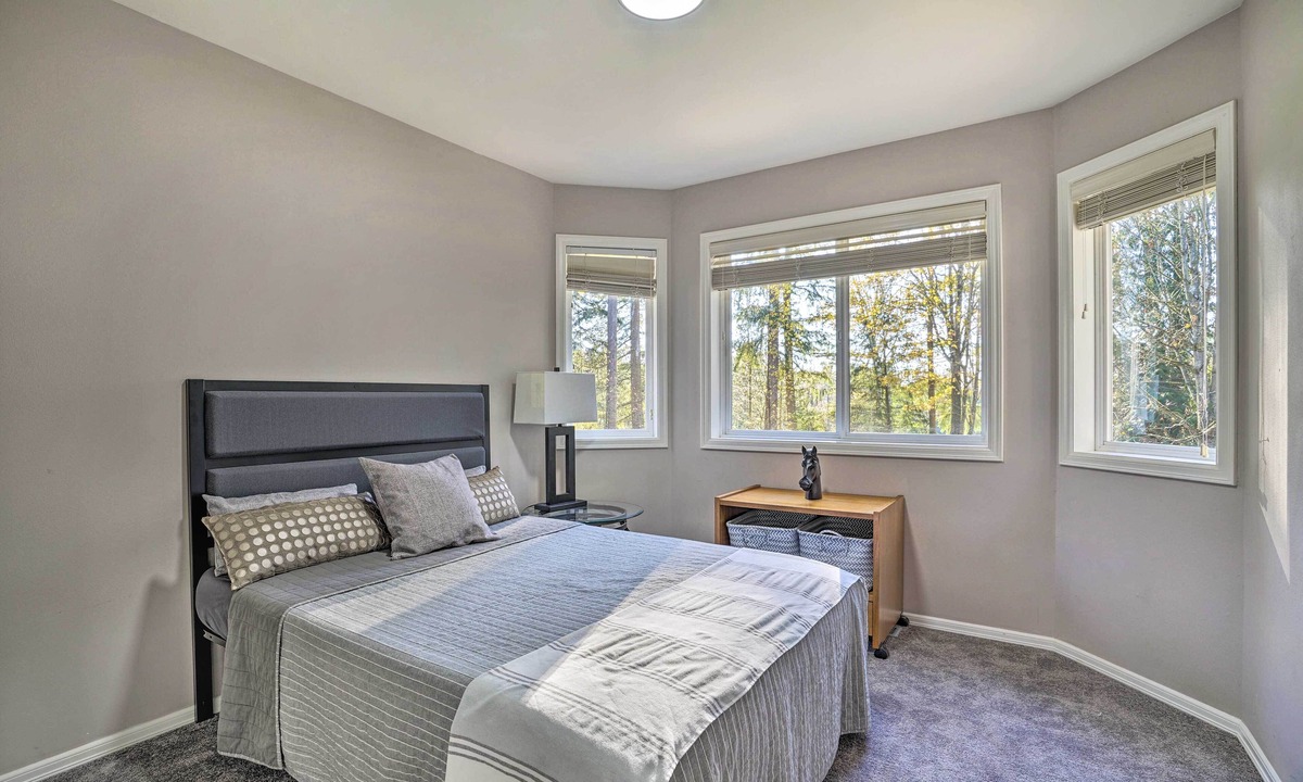 Seattle Hill-Silver Firs Cottage | Spacious Group Getaway in Snohomish!