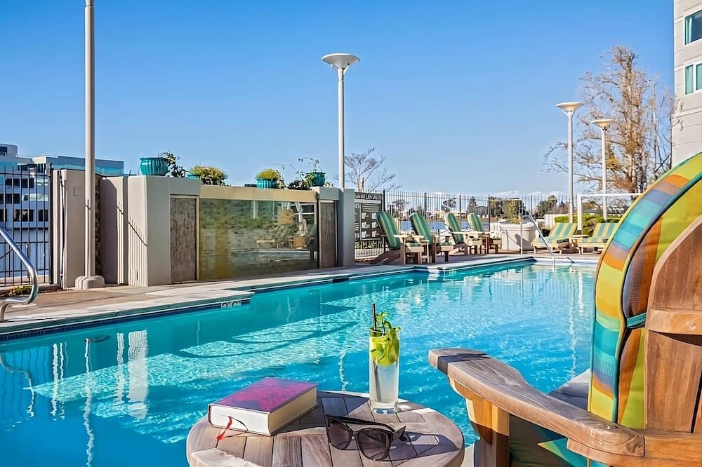 Redwood Shores House | Enjoy a Hassle-Free Stay! Four Units, Waterfront Lagoon View, Outdoor Pool!
