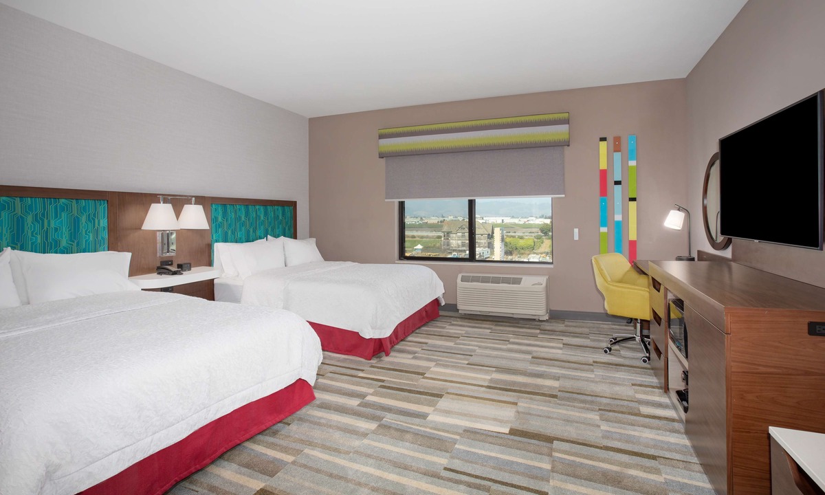 Watsonville Hotel | Hampton Inn & Suites Watsonville