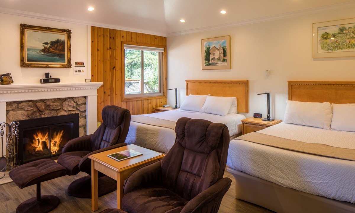 Pacific Grove Hotel | Andril Fireplace Cottages