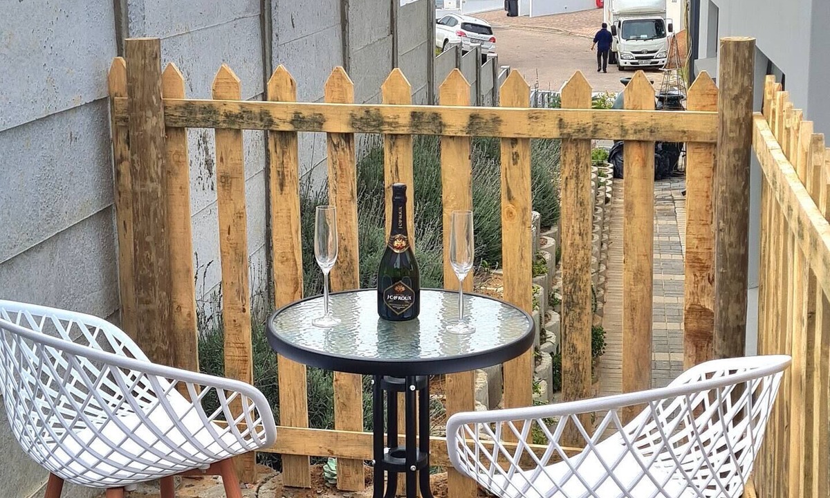 Mossel Bay Apartment | Villa Dubaai 3.