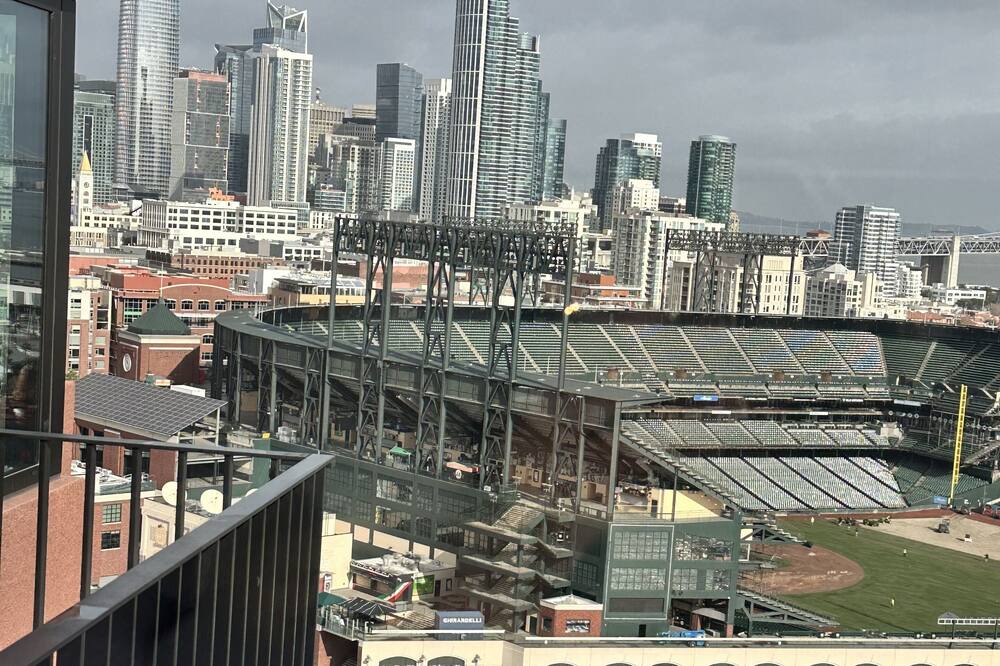 Mission Bay Apartment | Luxury Highrise w SF city views+Ocean Views~Near SF Giants Stadium