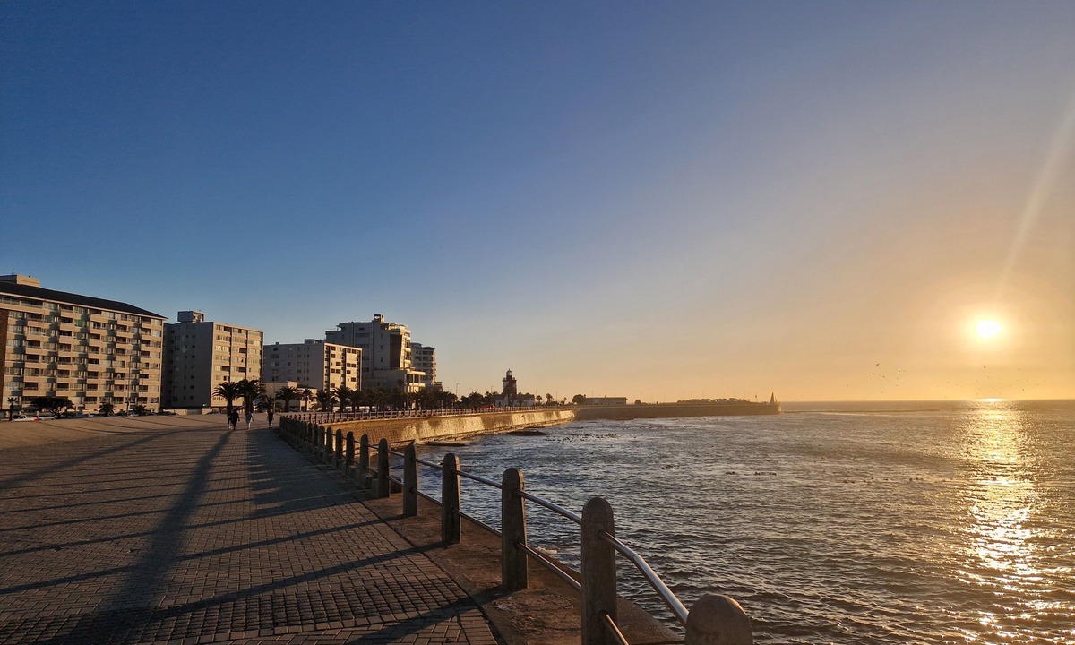 Green Point Apartment | Pearl on the Promenade, Mouille Point