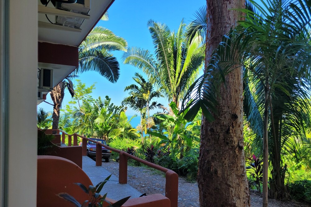 Bouvet Island Hotel | Tiny Condo PB3- 1 bedroom, incredible views & huge pool at Vista Encantada!!