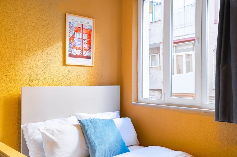 Fatih Apartment | King Bed Suite, Fast Wifi, Free Park - Studio