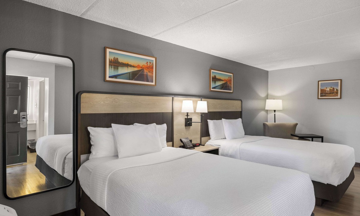 Stockton Hotel | La Quinta Inn by Wyndham Stockton