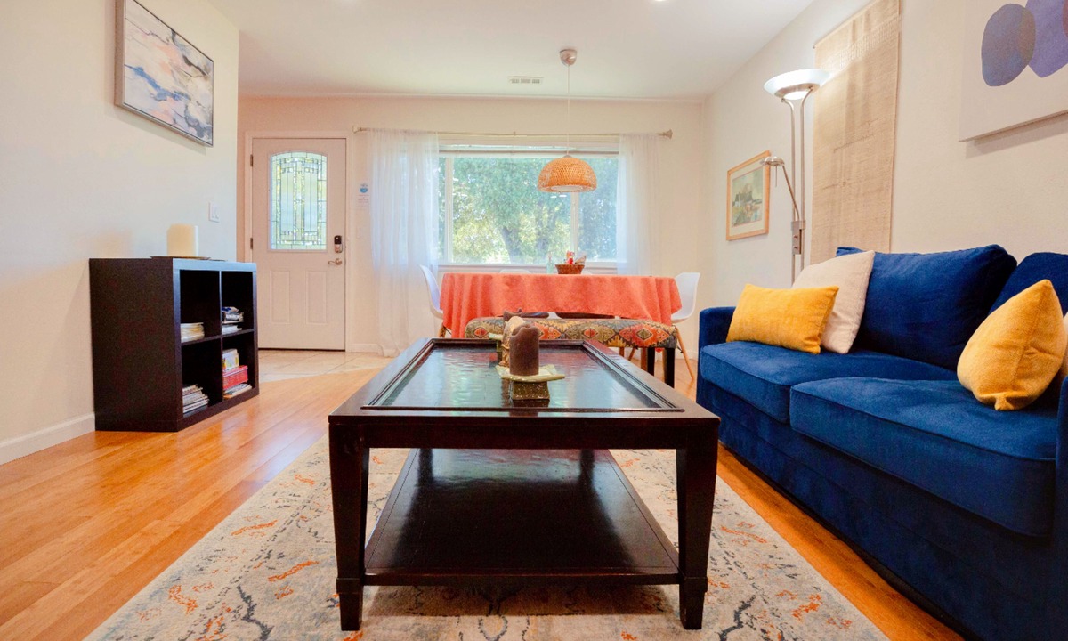 Sunnyvale Apartment | 🌟 Stylish 2B2B Retreat in the Heart of the Silicon Valley