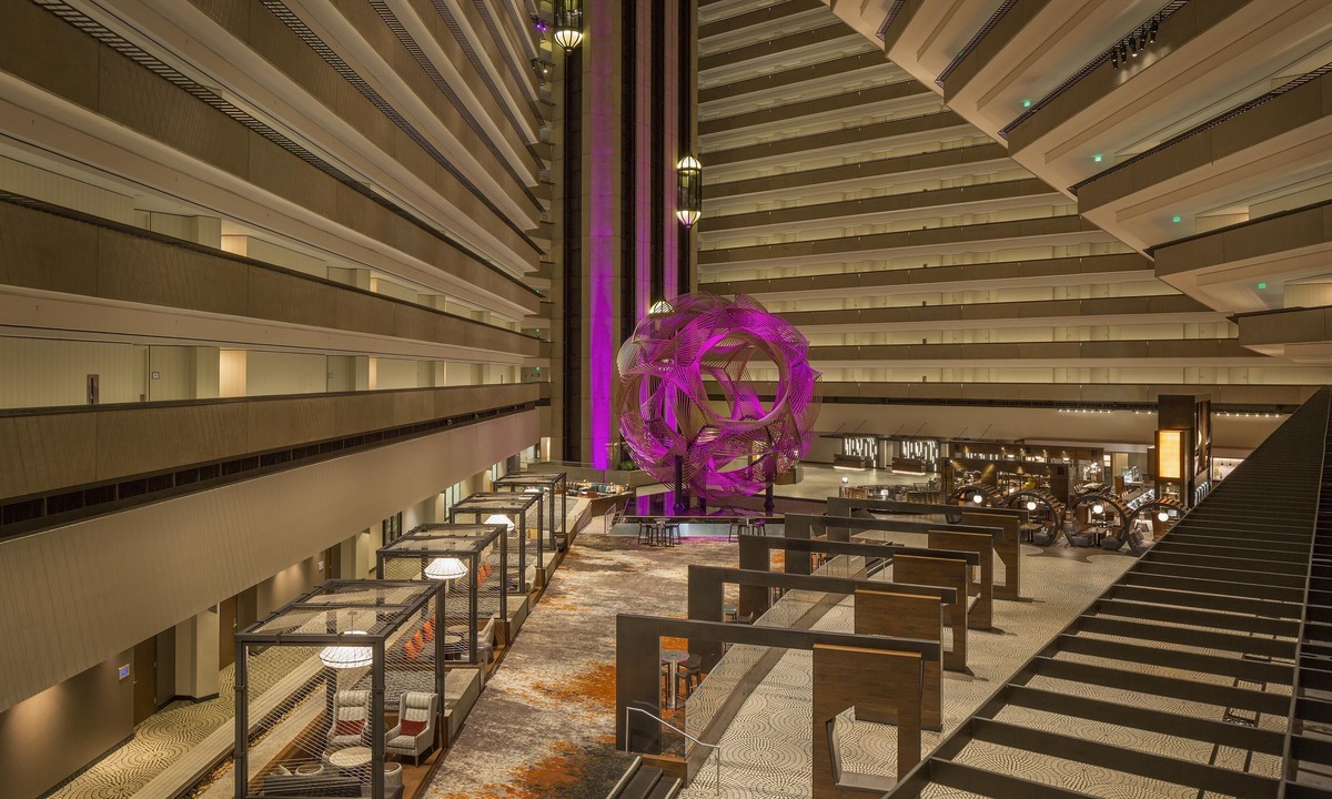 Financial District Hotel | 1-Bedroom Suite at a 4⭐️ Hotel
