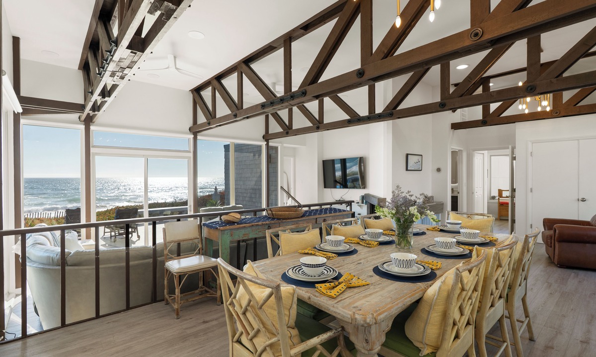 Watsonville House | Amazing House On The Beach!