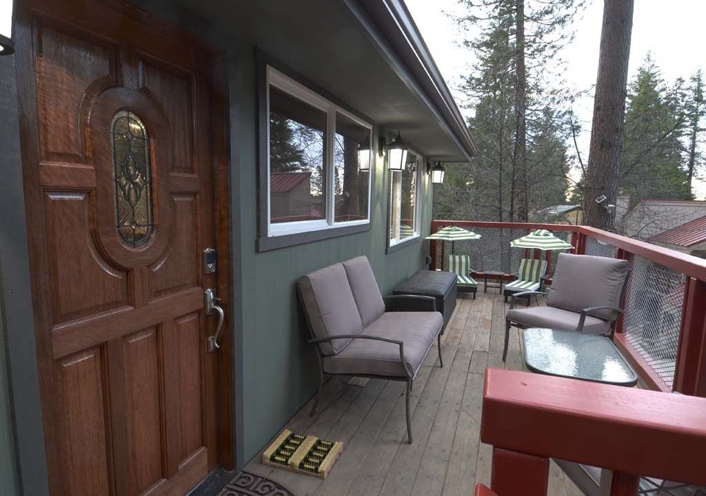Yosemite West Ski Chalet | Inside Yosemite Nat Park! Newly remodeled private 2bd 2ba home with central A/C