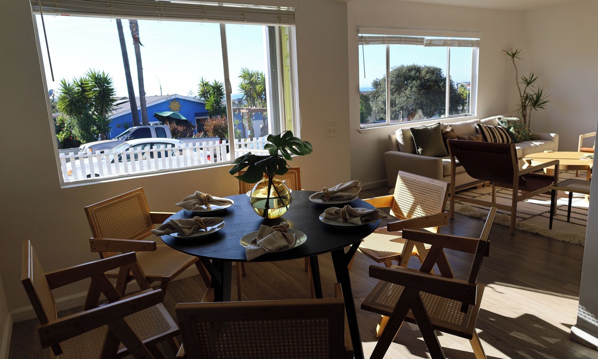 Seaside House | Serene 3-bedroom bungalow in Seaside perfect for relaxing getaways