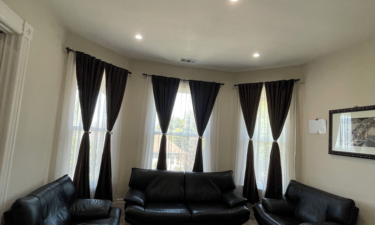 West Alameda Apartment | Alameda Modern Victorian 4BD unit A